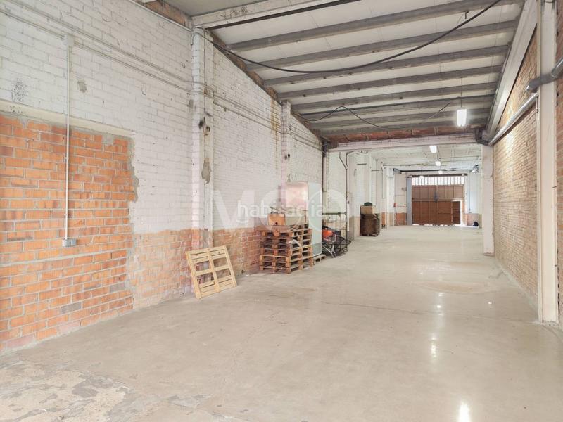 Foto 8d13ce35-6402-42f7-b3bd-4ad21e822847. Location local commercial dans industria 25 dans Caputxins-Ambulatori Vic