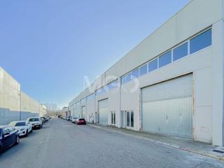 Lloguer Nau industrial a Pirineus 10. Nau de lloguer a gurb
