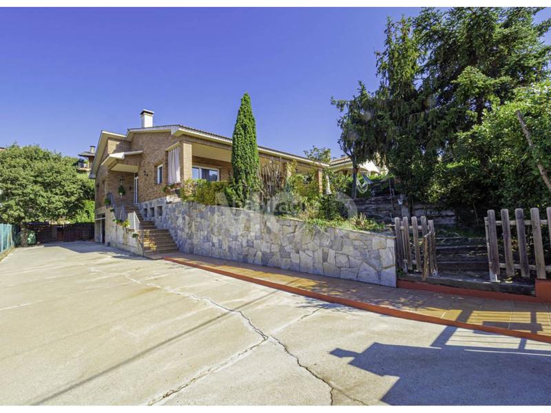 Foto 175dbd92-aef7-48dc-a1b2-8d4d5a80cf19. House with heating parking pool in Taradell