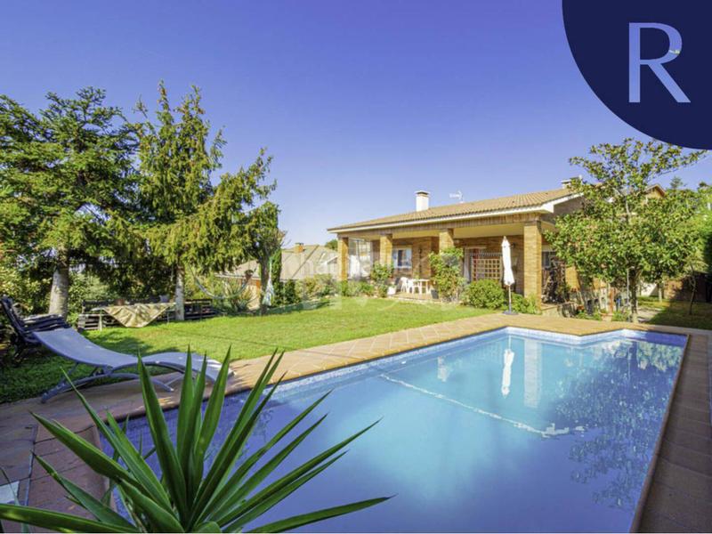 Foto 3bde2664-85b5-4894-aa72-5bc2ddc835b0. House with heating parking pool in Taradell