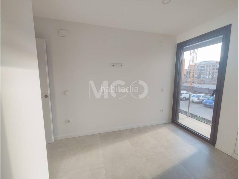 Foto 9b483f61-6861-4382-a779-acabb9adb7e0. Lloguer pis amb calefacció aparcament a Nord Vic