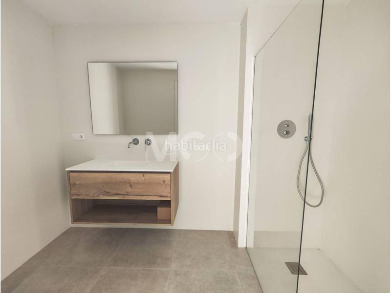 Foto 278e5158-43af-4171-bf6b-037e00d8716b. Rent flat with heating parking in Nord Vic