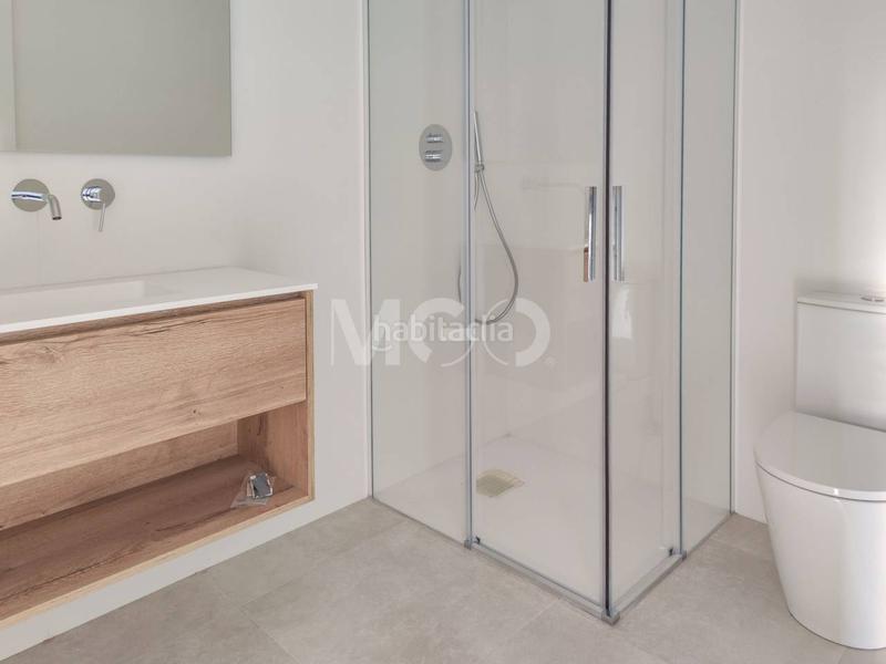 Foto a923eeac-c91d-438d-a265-2f25180a4d94. Rent flat with heating parking in Nord Vic