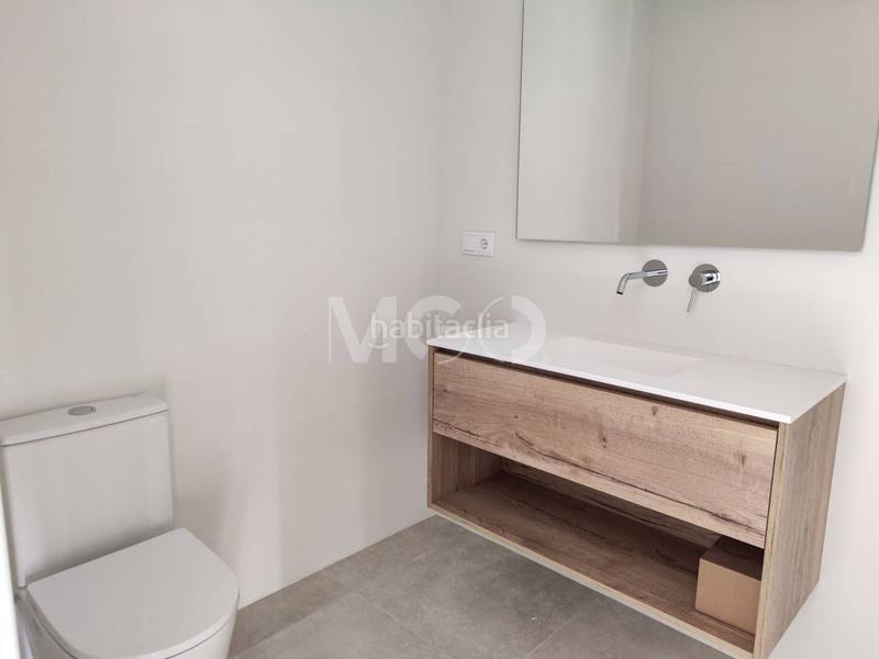 Foto ee4a4ea8-b57b-4215-9dd1-fa3398f769ca. Rent flat with heating parking in Nord Vic