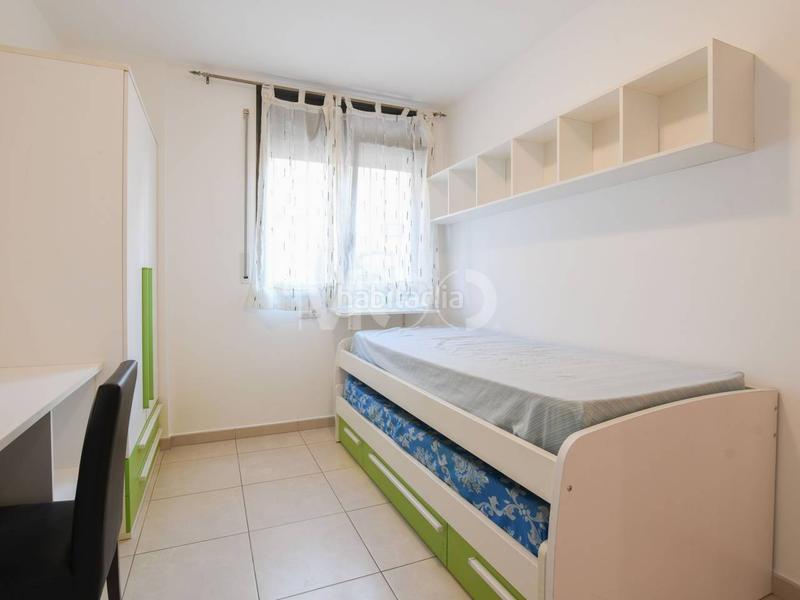 Foto 18831e2b-7f08-4f94-9c52-c6be2010ab53. Pis amb calefacció aparcament a Manlleu