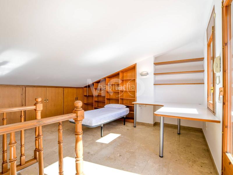 Foto 39bb51cd-f6e3-422c-acf8-56fc970736c7. Haus mit heizung parking in Estadi-Santa Anna Vic