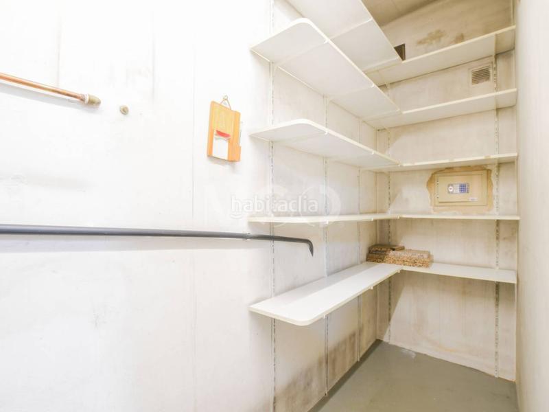 Foto 4e05a0d9-0ac6-49c2-84a9-226c52d00de2. Haus mit heizung parking in Estadi-Santa Anna Vic