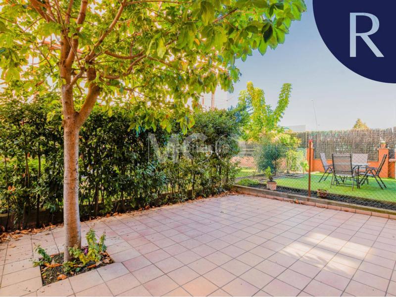 Foto b7f6a58e-cdc5-4a0c-bc4f-5f2333dcfbbb. Haus mit heizung parking in Estadi-Santa Anna Vic