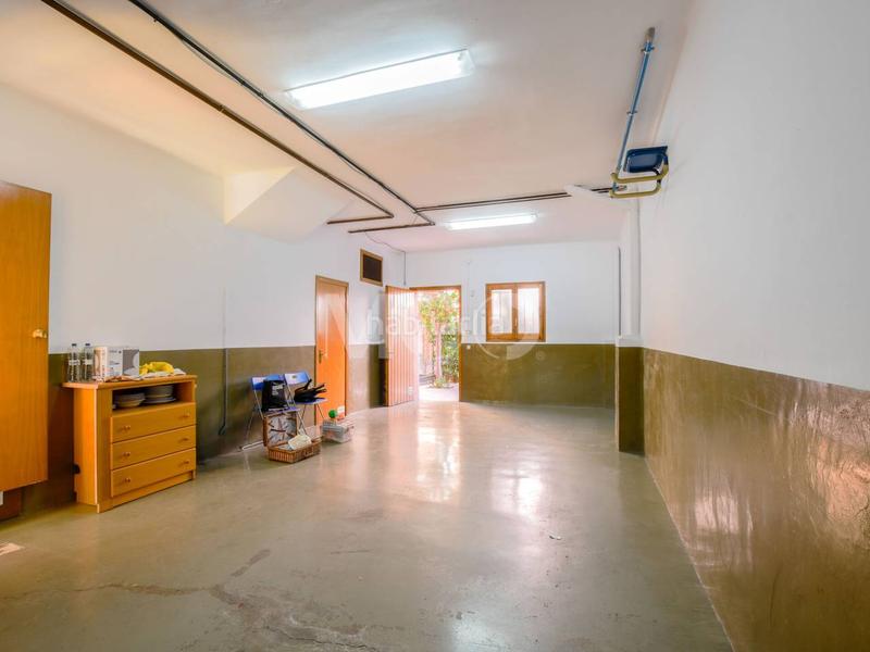 Foto c8c5e853-58d8-4460-9ada-ef4d7b8762b3. Haus mit heizung parking in Estadi-Santa Anna Vic