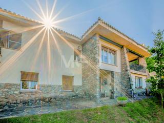 Maison à Tavèrnoles. Casa a quatre vents en venda a tavèrnoles