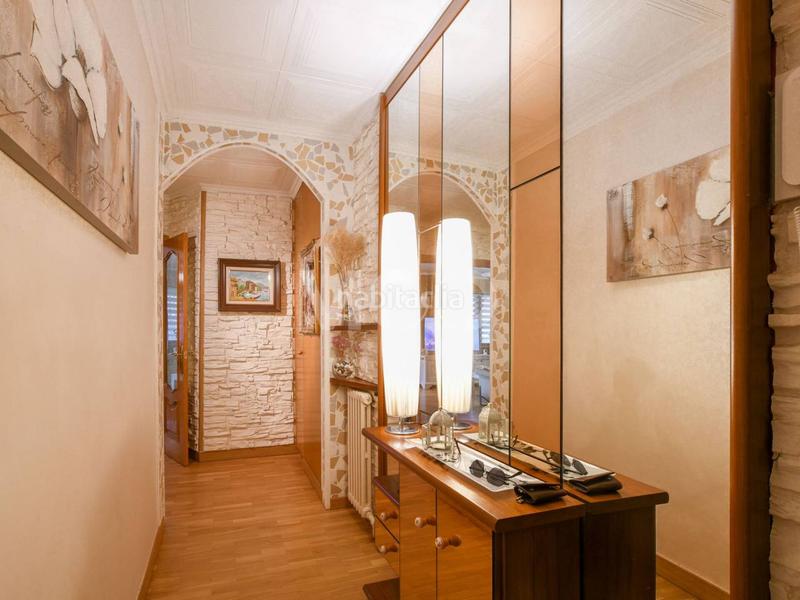 Foto 4d3108f9-a879-4f8e-a64a-f189d0c509e3. Appartement avec chauffage dans Estadi-Santa Anna Vic