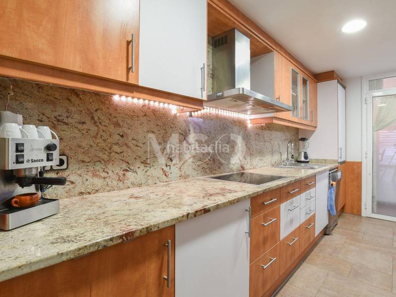 Foto 54d2ce65-2287-4620-aa37-e3ef258a8205. Appartement avec chauffage dans Estadi-Santa Anna Vic