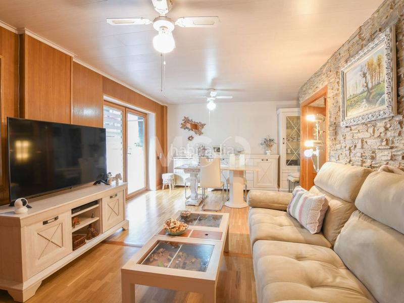 Foto 6e1fdbf0-14f4-4c56-b60c-c071fcd94dc7. Appartement avec chauffage dans Estadi-Santa Anna Vic