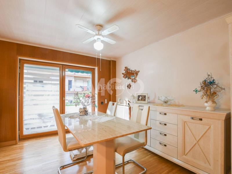 Foto 76db8f35-3886-4d3a-8d5c-529f63ef2202. Appartement avec chauffage dans Estadi-Santa Anna Vic