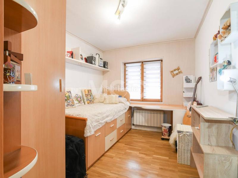 Foto f58ef7d1-20c9-49eb-ab1a-1a74d86feca9. Appartement avec chauffage dans Estadi-Santa Anna Vic