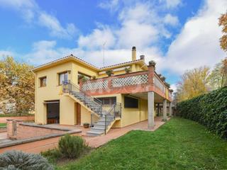 Casa  Esbart de vic. Casa en venta en folgueroles