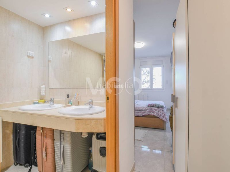 Foto 6d4d095a-466d-4148-b757-e063d7f8fd30. Pis amb calefacció a Caputxins-Ambulatori Vic