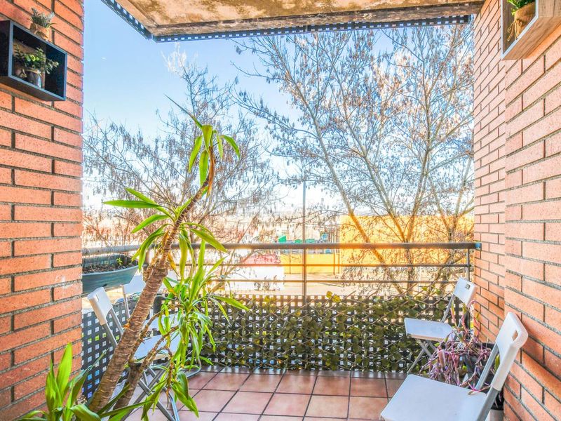 Foto 8025255e-4032-4c24-821b-703befac56ad. Pis amb calefacció a Caputxins-Ambulatori Vic