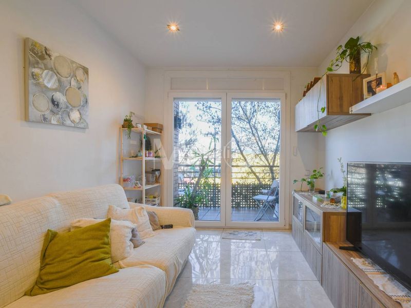 Foto de5ee039-e033-48d9-9dc4-86bcb15a1278. Pis amb calefacció a Caputxins-Ambulatori Vic