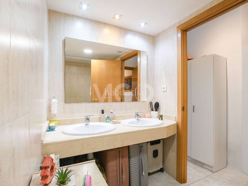 Foto fa8d461a-ea6d-48c5-a3e7-ab1395df3a2b. Pis amb calefacció a Caputxins-Ambulatori Vic