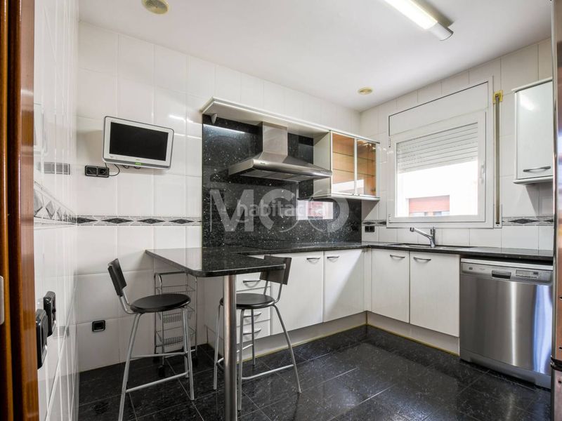 Foto bb2da984-1367-4f0a-b246-b0de9b827433. Casa amb calefacció aparcament a Sant Julià de Vilatorta