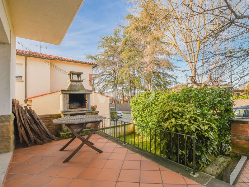 Foto bc2e06b9-4449-4a30-9d50-7218864b74af. Casa amb calefacció aparcament a Sant Julià de Vilatorta