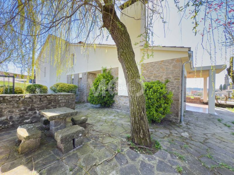 Foto 1d3d853b-2fe0-4368-95cc-a3862f263280. Casa amb aparcament a Sant Boi de Lluçanès