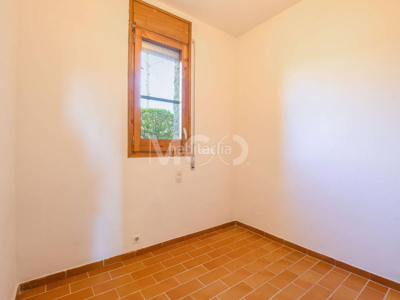 Foto 37d16468-2093-4672-b757-70d68ce12a99. Casa amb aparcament a Sant Boi de Lluçanès