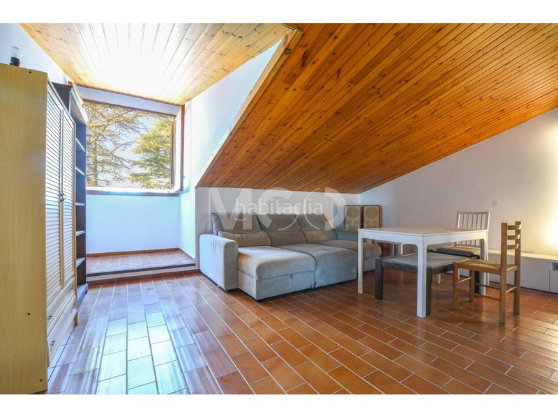 Foto e0951901-fe0b-4a17-9d18-47586559c163. Casa amb aparcament a Sant Boi de Lluçanès