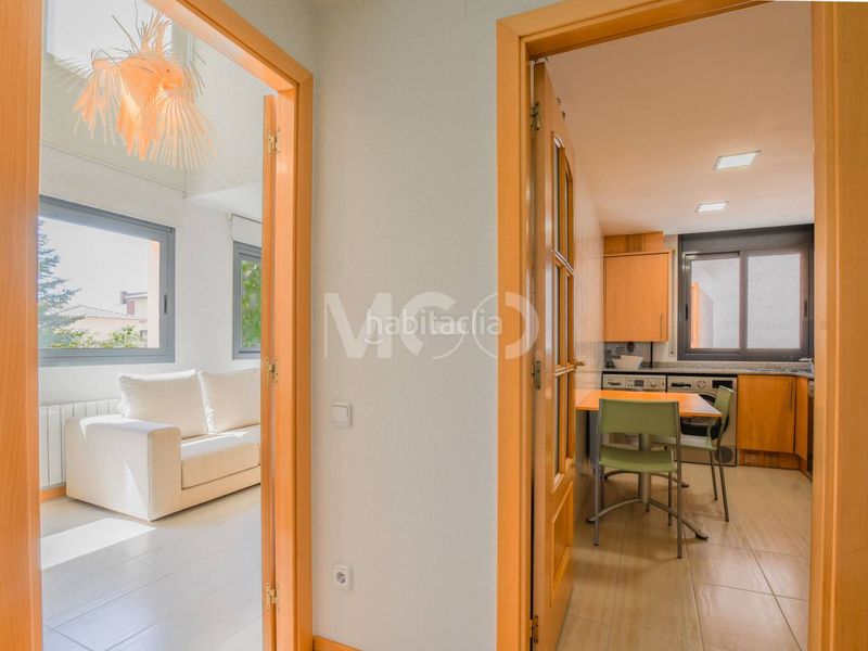 Foto 973e30dc-caf1-43e0-9890-aa4a96752519. Dúplex amb calefacció aparcament a Calldetenes