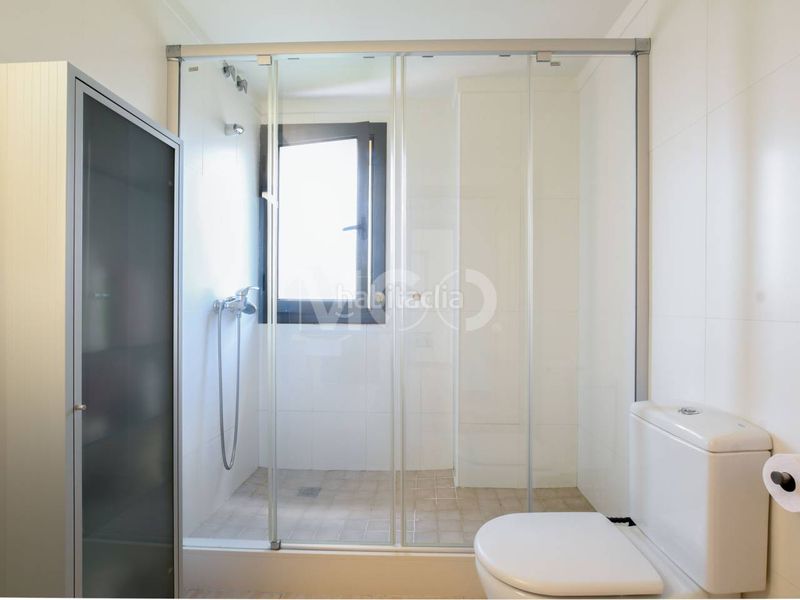 Foto e73d2f36-da81-4bc9-9efc-25436bf3e585. Dúplex amb calefacció aparcament a Calldetenes