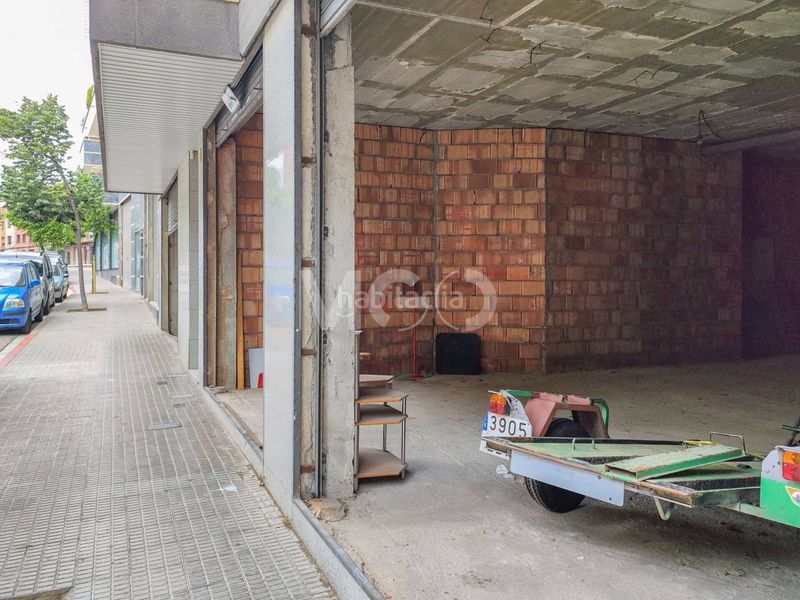Foto 28e2b824-f20b-46c5-940b-3e5bef43a4d6. Local comercial a calle cortines 7 a Caputxins-Ambulatori Vic