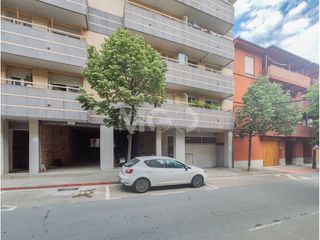 Geschäftsraum in Calle cortines 7. Local exterior en venda a vic