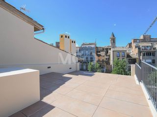 Duplex  Calle rambla passeig. Duplex en venta en centre històric