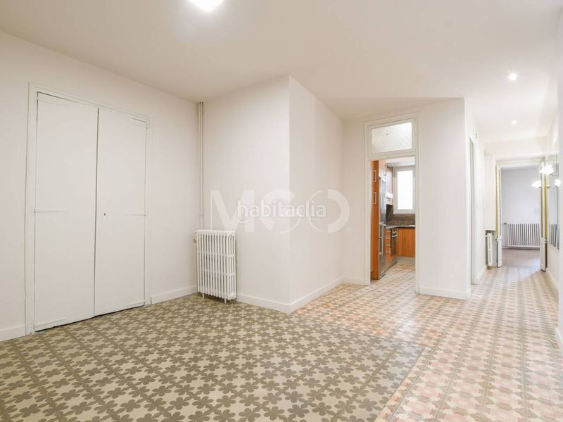 Foto e1f4aef1-050b-42a3-894c-8a33c32329b0. Pis amb calefacció a Centre Vic