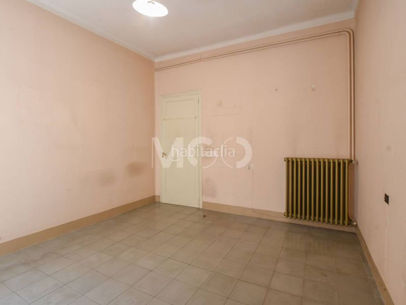 Foto dfbd7867-3b04-4722-84ba-ffcfb0838ab6. Pis amb calefacció a Centre Vic