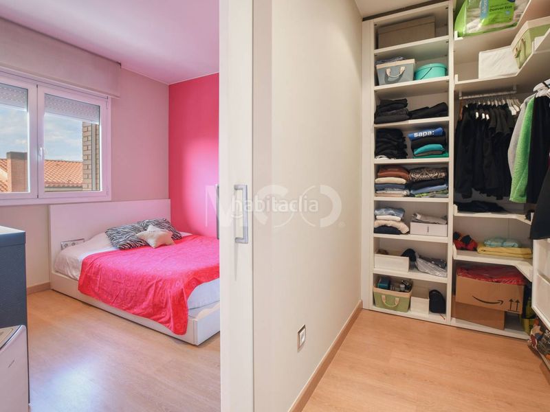 Foto cf5ca77f-5a58-4faa-8528-8a6e6cf1eda6. Casa a calle masies de roda 14 a Manlleu