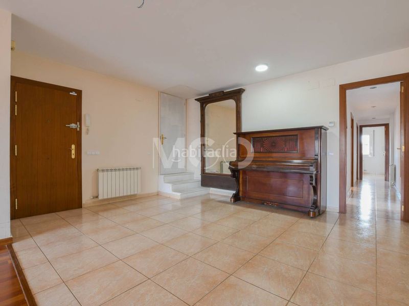Foto 0548e873-8846-471b-aec3-7fa1c3f99d93. Dúplex a calle bisbe strauch 11 a Remei-La Guixa Vic