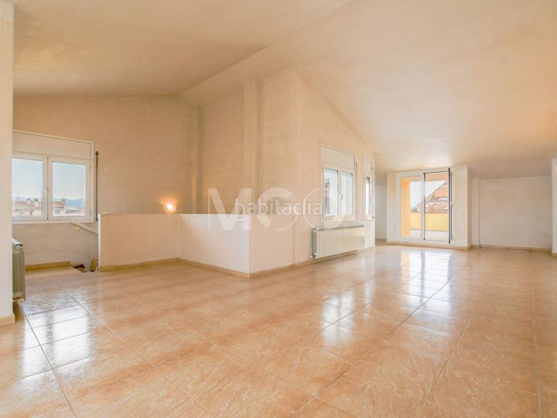Foto 1b35c32d-c1ab-447e-8e71-6f0241d70582. Dúplex a calle bisbe strauch 11 a Remei-La Guixa Vic