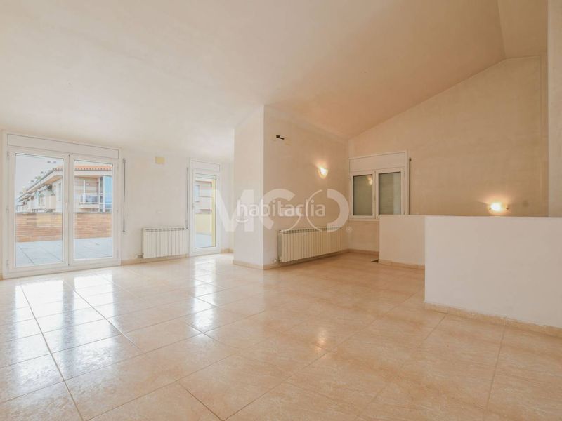 Foto e9660475-232e-4849-b7dd-aee83dd41754. Dúplex a calle bisbe strauch 11 a Remei-La Guixa Vic