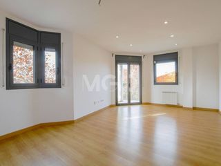 Pis  Plaza plaça dels albers. Piso en venta en manlleu