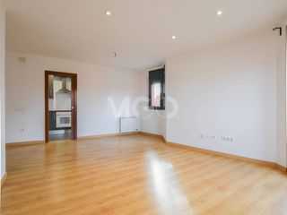 Flat  Plaza plaça dels albers. Piso en venta en manlleu