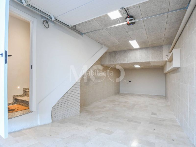 Foto 64930b3c-5298-4d4c-bac4-82ed225d050e. Casa amb calefacció aparcament a Nord Vic