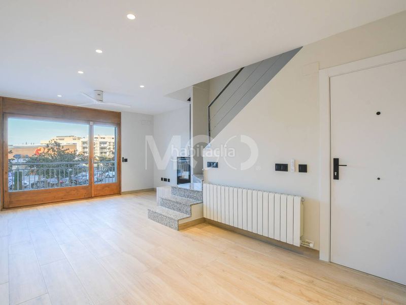 Foto a773daaa-071b-4c92-a83f-bd4d6a604df0. Casa amb calefacció aparcament a Nord Vic