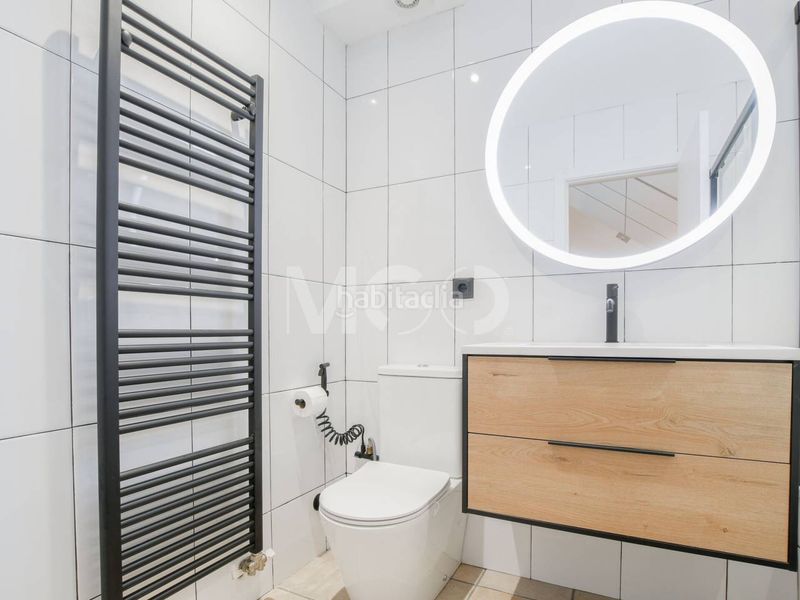 Foto e64c3d54-813d-48ad-a0e9-5d645dafb459. Casa amb calefacció aparcament a Nord Vic