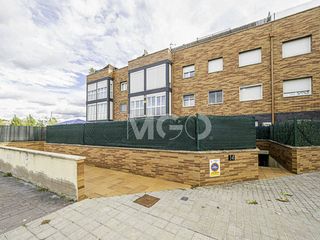 Flat  Calle angel guimerà. Pis en venta en tona