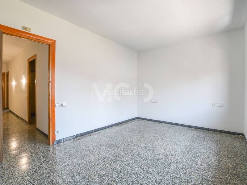 Foto 492de600-0d08-4ab6-99b3-2792daa4ca36. Casa amb calefacció aparcament a Nord Vic