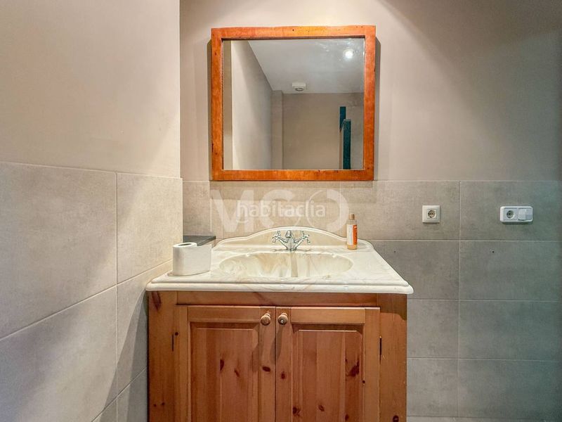 Foto 8f1f6126-4b12-4d97-9162-6d1ee85b54eb. Casa amb calefacció aparcament a Nord Vic