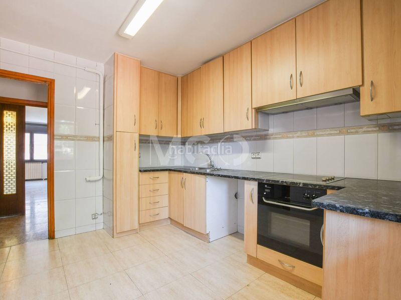 Foto d4927f4f-520e-41e6-9b81-28933389483a. Casa amb calefacció aparcament a Nord Vic