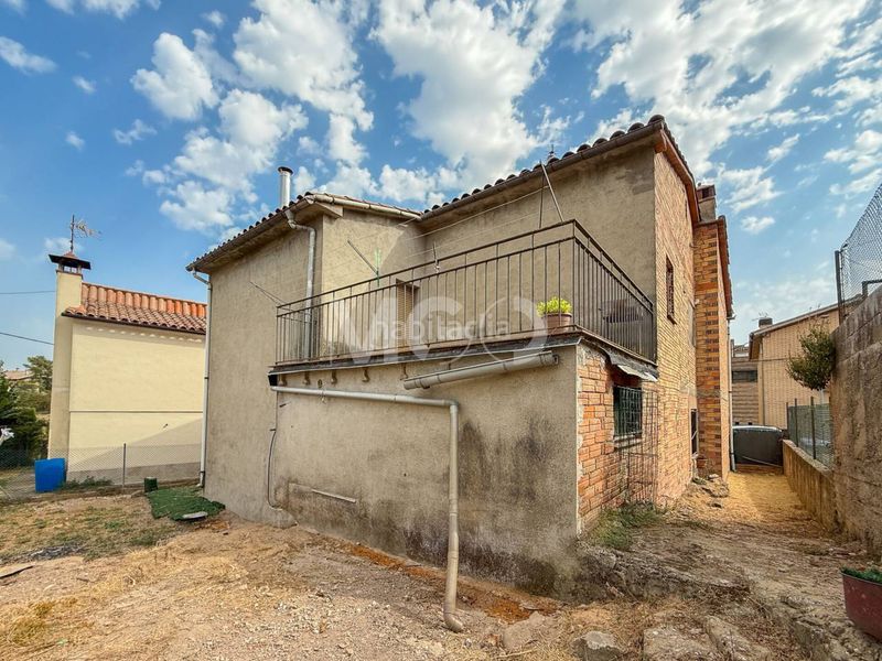Foto c1a0ad84-ff49-483c-93c7-9915c413097b. House in Sant Boi de Lluçanès
